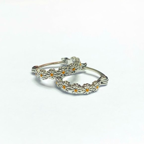 Sterling Silver Daisy Flower Hoop Earrings - Picture 2 of 5